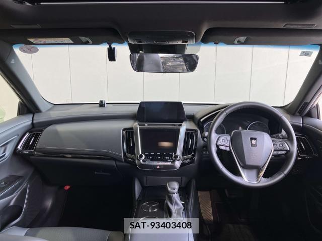 Toyota CROWN SEDAN 2019-09 8561556-1