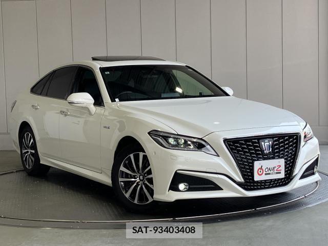 Toyota CROWN SEDAN 2019-09 8561556-19