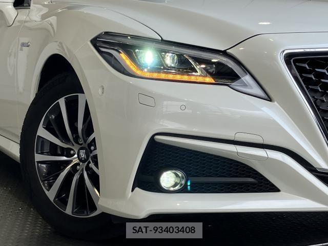 Toyota CROWN SEDAN 2019-09 8561556-27