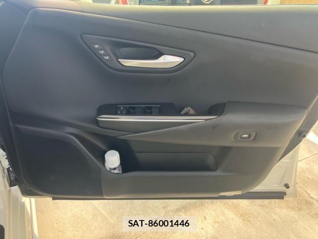 Toyota CROWN SEDAN 2020-07 8561551-10