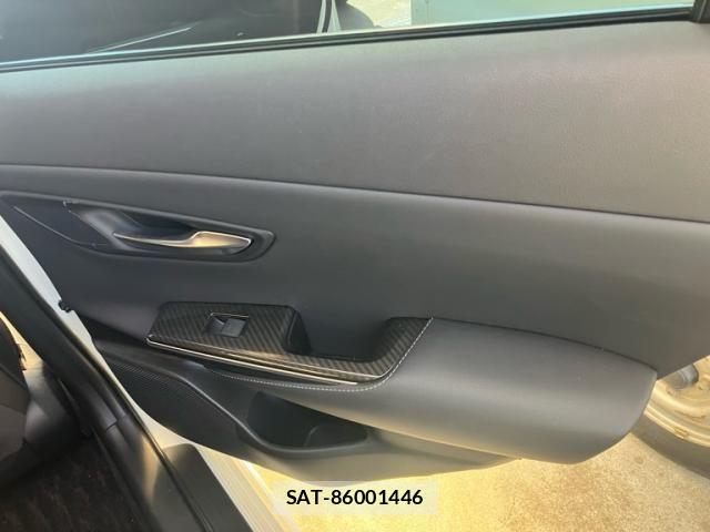 Toyota CROWN SEDAN 2020-07 8561551-17