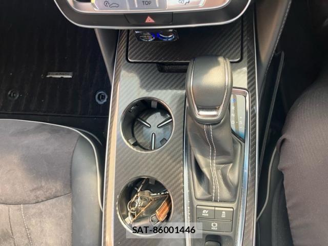 Toyota CROWN SEDAN 2020-07 8561551-27