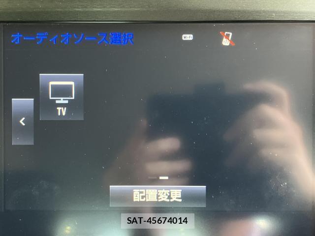 Toyota CROWN SEDAN 2017-06 8561561-9