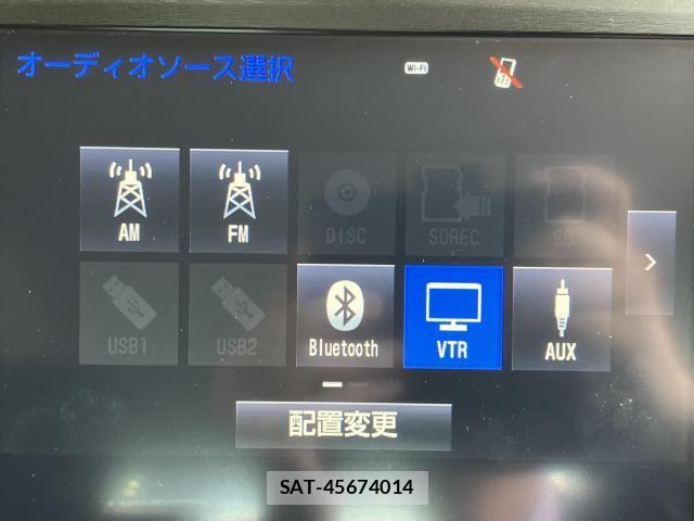 Toyota CROWN SEDAN 2017-06 8561561-8