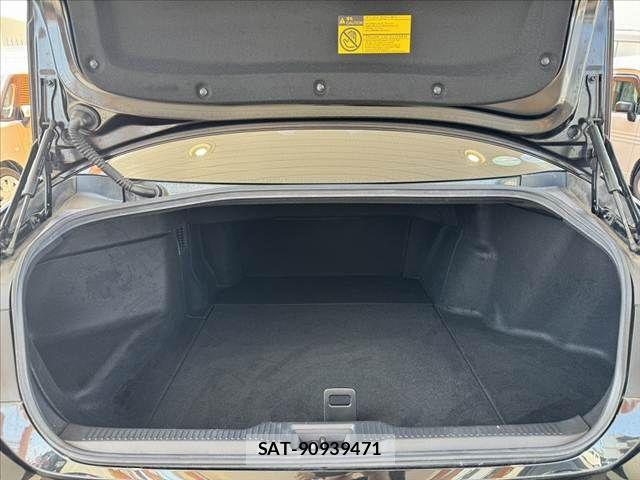 Toyota CROWN SEDAN 2018-07 8561555-19