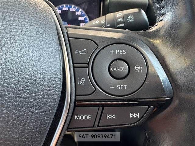 Toyota CROWN SEDAN 2018-07 8561555-5