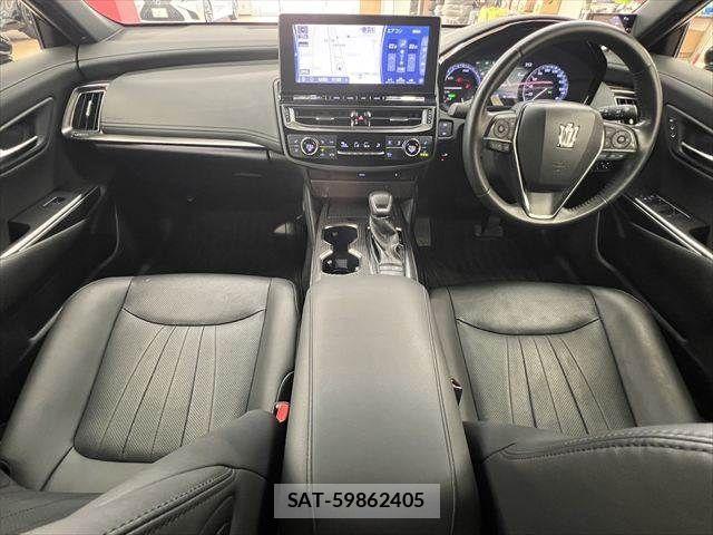 Toyota CROWN SEDAN 2021-07 8561554-2