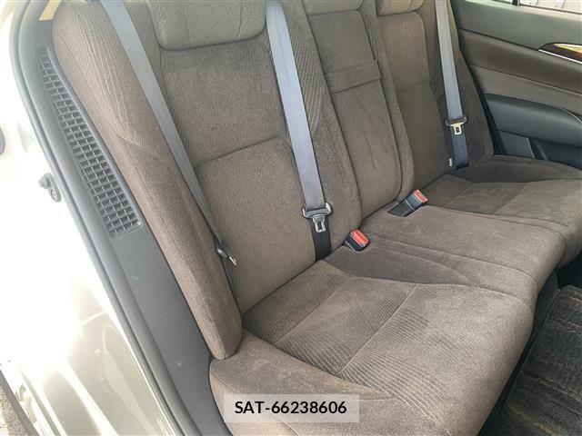 Toyota CROWN SEDAN 2013-09 8561567-13