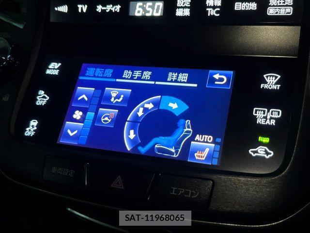 Toyota CROWN SEDAN 2015-12 8561558-5