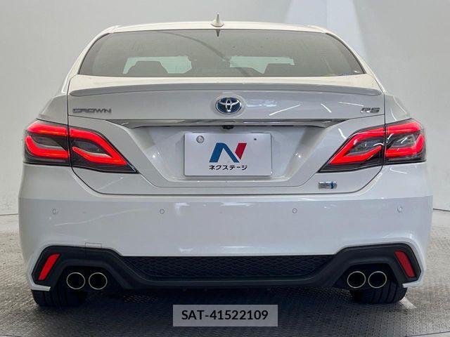 Toyota CROWN SEDAN 2020-02 8561552-14