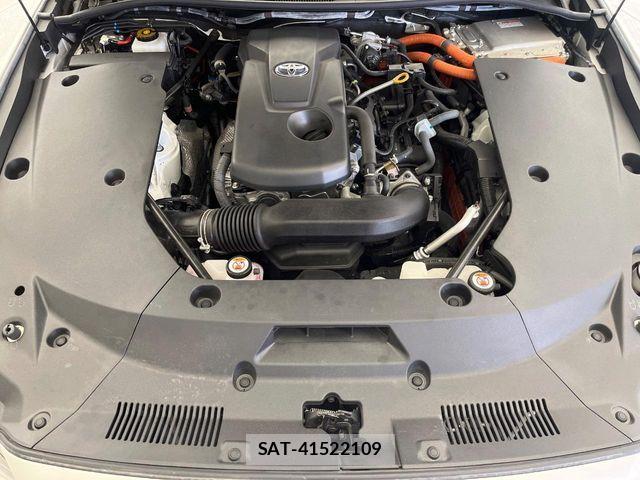 Toyota CROWN SEDAN 2020-02 8561552-17