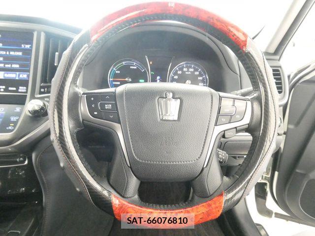 Toyota CROWN SEDAN 2015-07 8561564-19