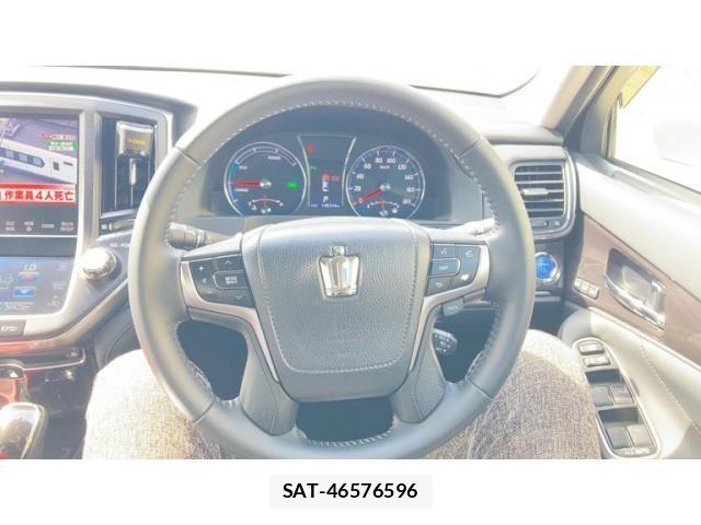 Toyota CROWN SEDAN 2013-06 8561569-15
