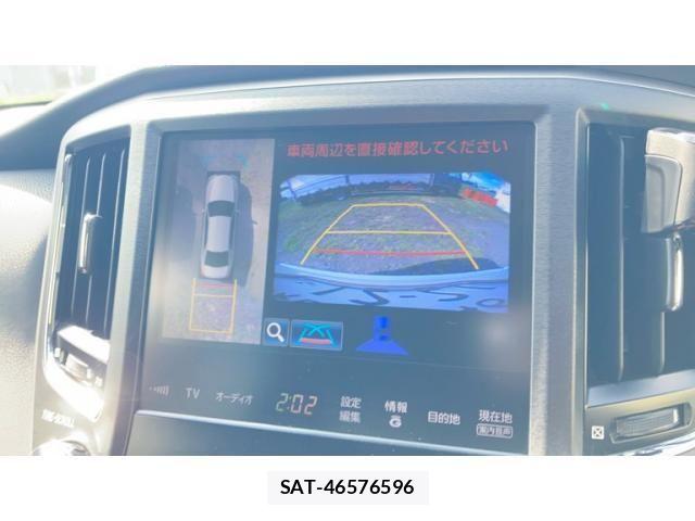 Toyota CROWN SEDAN 2013-06 8561569-19
