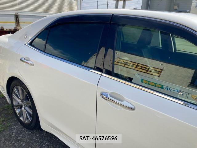 Toyota CROWN SEDAN 2013-06 8561569-8