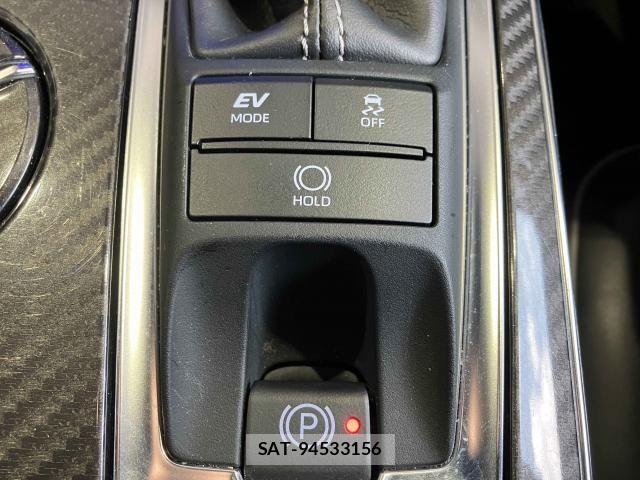 Toyota CROWN SEDAN 2018-07 8561550-16