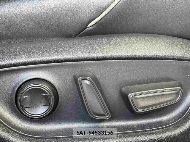 Toyota CROWN SEDAN 2018-07 8561550-18