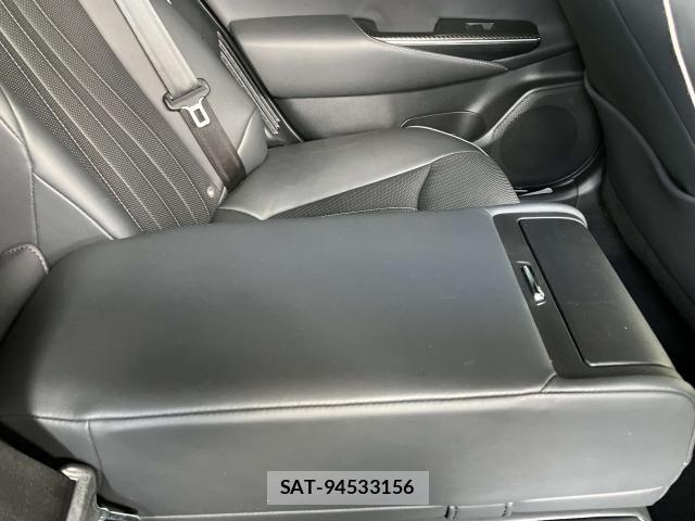 Toyota CROWN SEDAN 2018-07 8561550-20