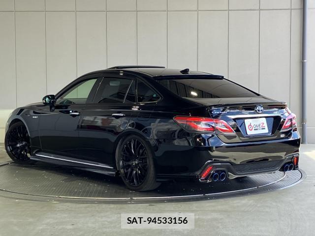Toyota CROWN SEDAN 2018-07 8561550-29