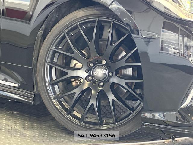 Toyota CROWN SEDAN 2018-07 8561550-3