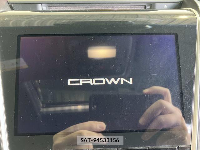 Toyota CROWN SEDAN 2018-07 8561550-7