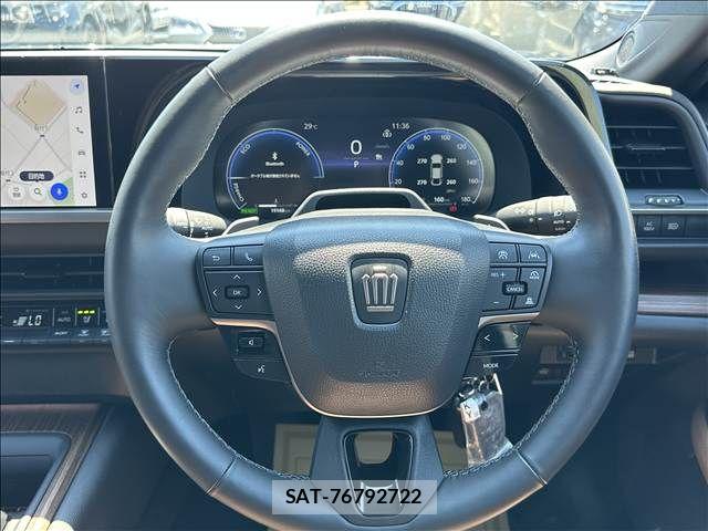 Toyota CROWN SEDAN 2024-04 8561547-1