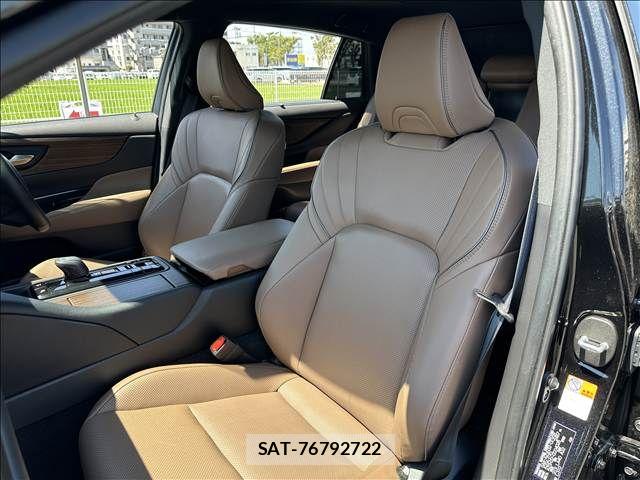 Toyota CROWN SEDAN 2024-04 8561547-4