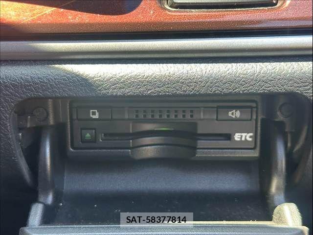 Toyota CROWN SEDAN 2013-03 8561566-9