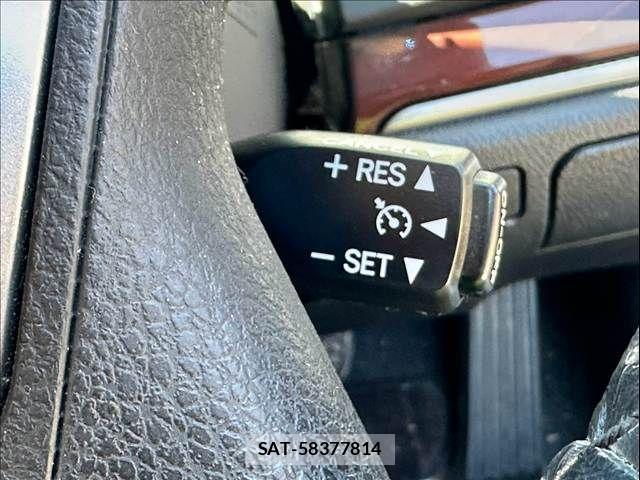 Toyota CROWN SEDAN 2013-03 8561566-12