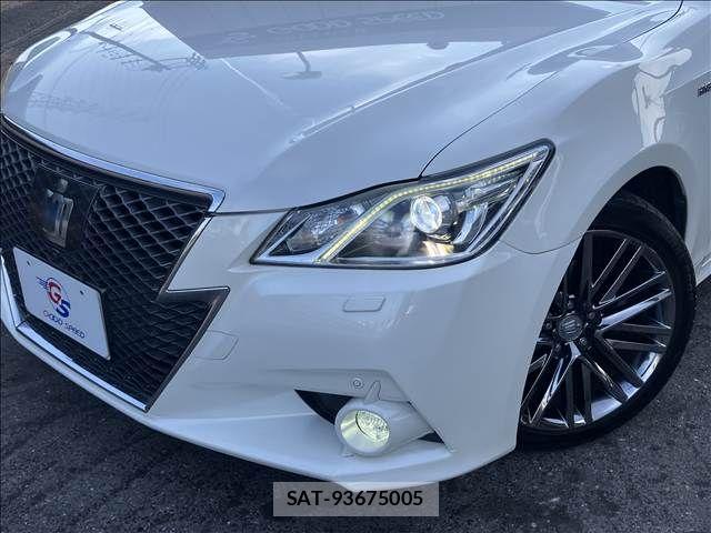 Toyota CROWN SEDAN 2013-10 8626293-19
