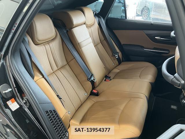 Toyota CROWN SEDAN 2021-05 8626281-9