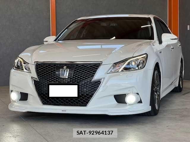 Toyota CROWN SEDAN 2014-03 8626292-0