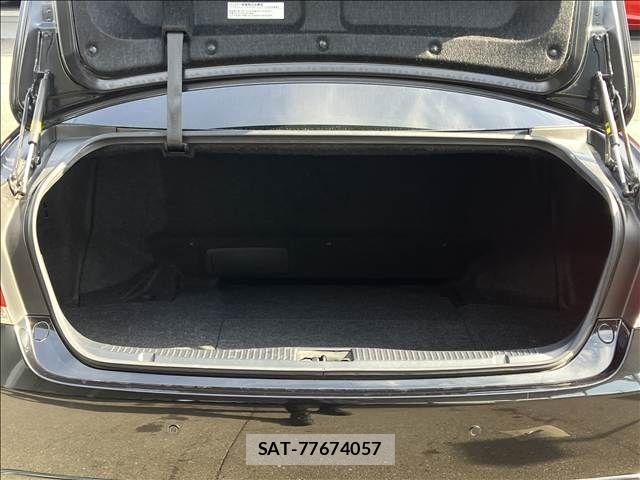 Toyota CROWN SEDAN 2013-06 8626299-12