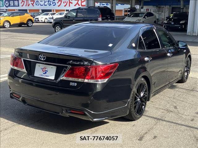 Toyota CROWN SEDAN 2013-06 8626299-15