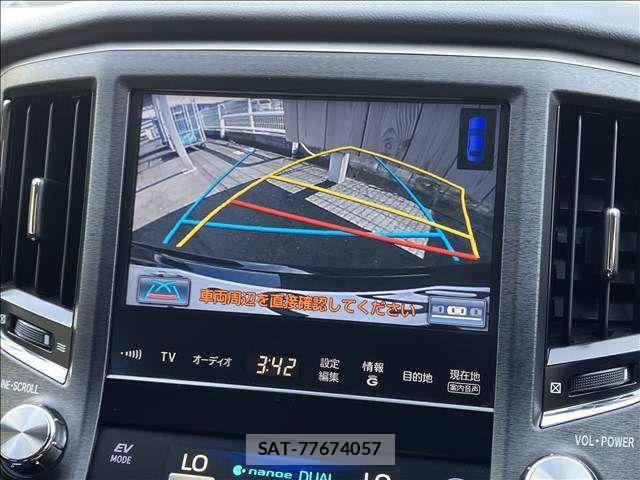 Toyota CROWN SEDAN 2013-06 8626299-3