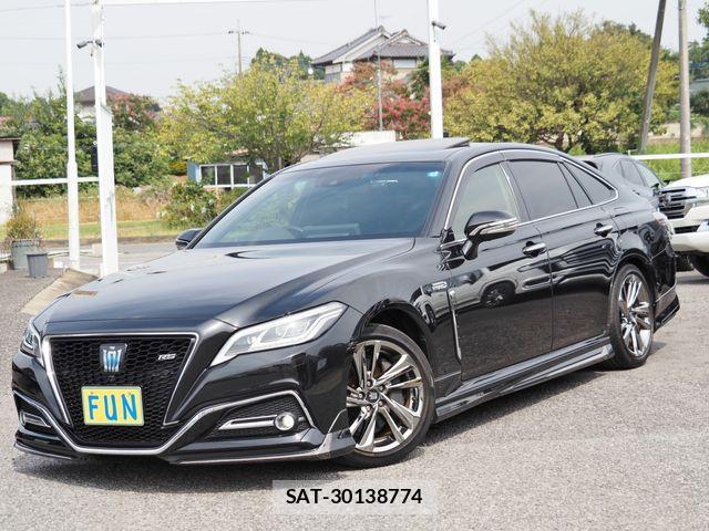 Toyota CROWN SEDAN 2022-01 8626282-0