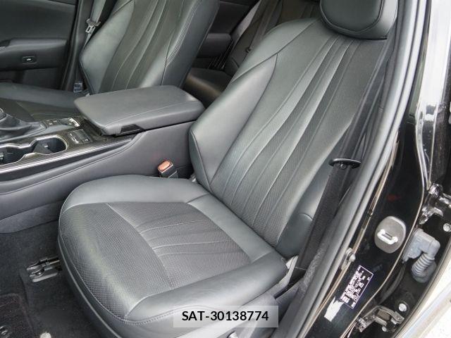 Toyota CROWN SEDAN 2022-01 8626282-11