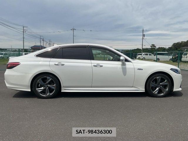 Toyota CROWN SEDAN 2020-06 8626285-16