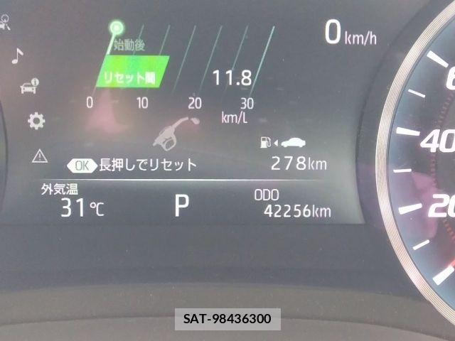 Toyota CROWN SEDAN 2020-06 8626285-29