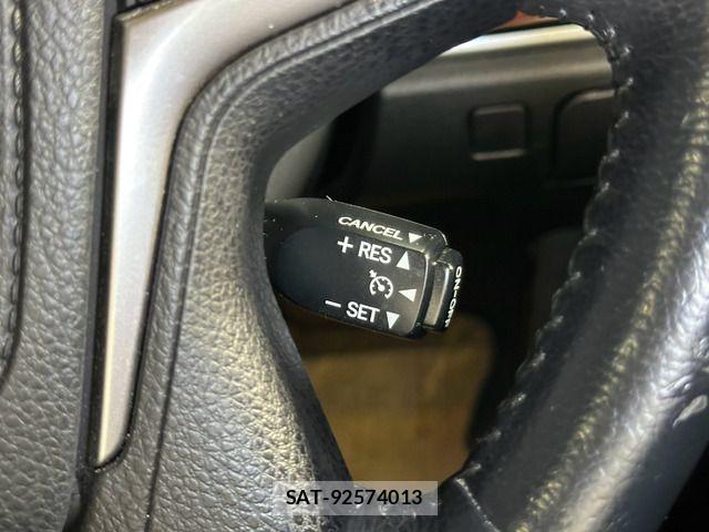 Toyota CROWN SEDAN 2015-09 8626298-2