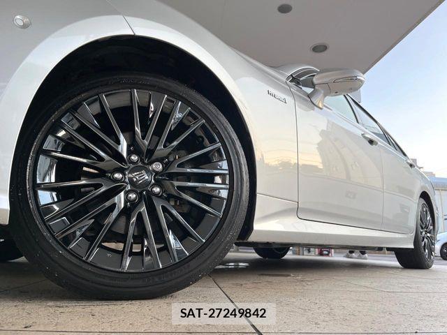 Toyota CROWN SEDAN 2019-10 8626288-12
