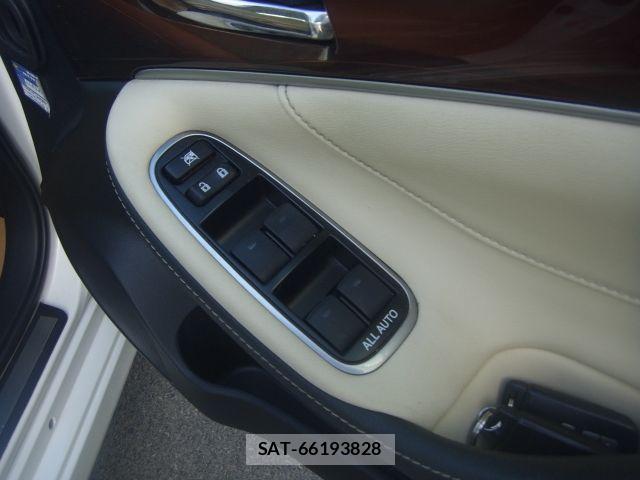 Toyota CROWN SEDAN 2013-03 8626301-15
