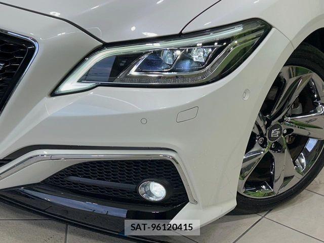 Toyota CROWN SEDAN 2019-10 8626284-11