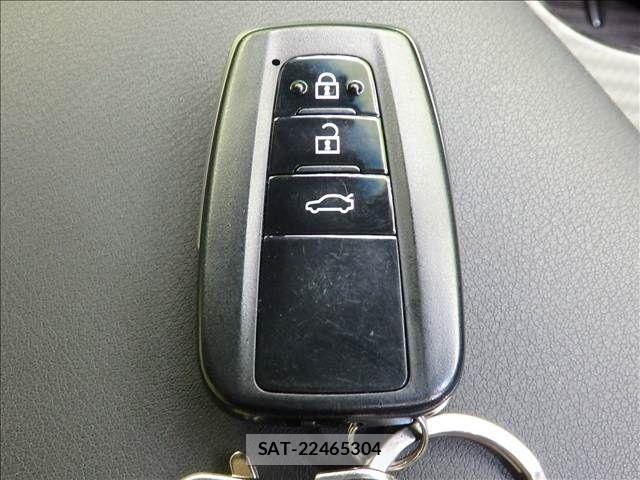 Toyota CROWN SEDAN 2019-12 8626283-15