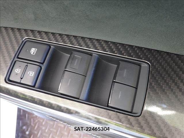 Toyota CROWN SEDAN 2019-12 8626283-23