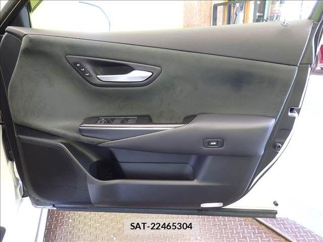 Toyota CROWN SEDAN 2019-12 8626283-24