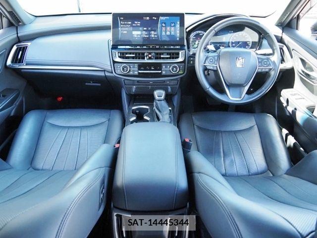 Toyota CROWN SEDAN 2022-03 8665992-10