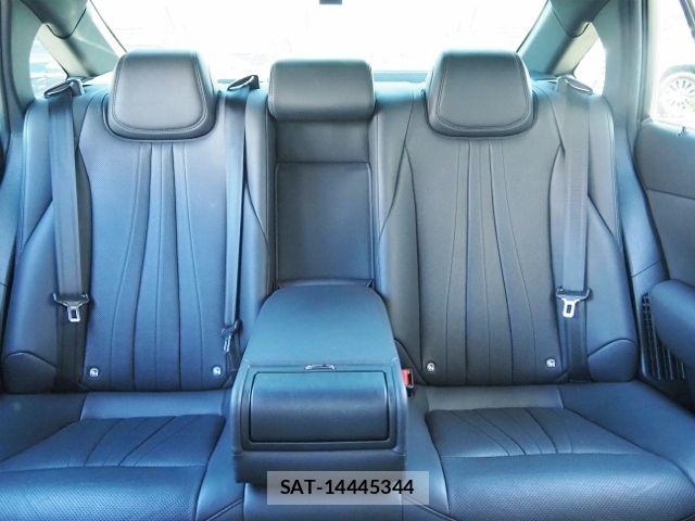 Toyota CROWN SEDAN 2022-03 8665992-13