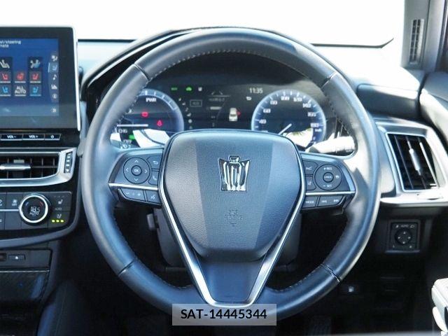 Toyota CROWN SEDAN 2022-03 8665992-15