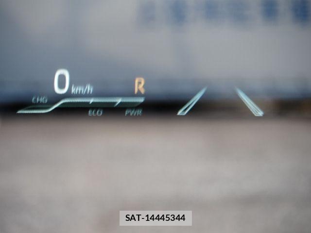 Toyota CROWN SEDAN 2022-03 8665992-21